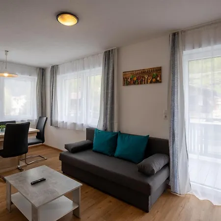 Elluto Apartament